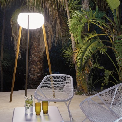 Yunos Solar Floor Lamp Yunos Solar Floor Lamp